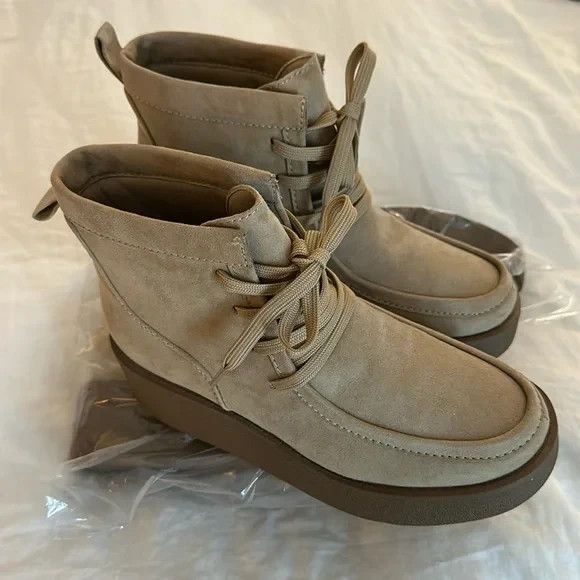 Old Navy Shoes - Old Navy Women’s Chukka Boots – Size 8, Gray Suede, Lace-Up Desert Style, Casual